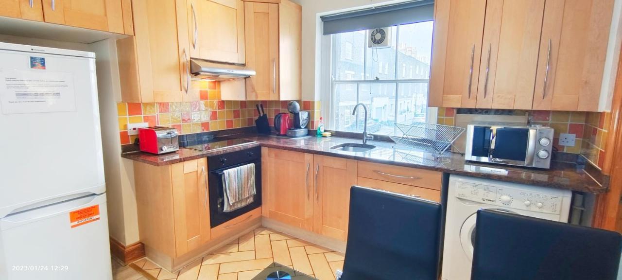 Апартаменты Flat 2, 6 Tauton Mews In Marylebone Лондон Экстерьер фото